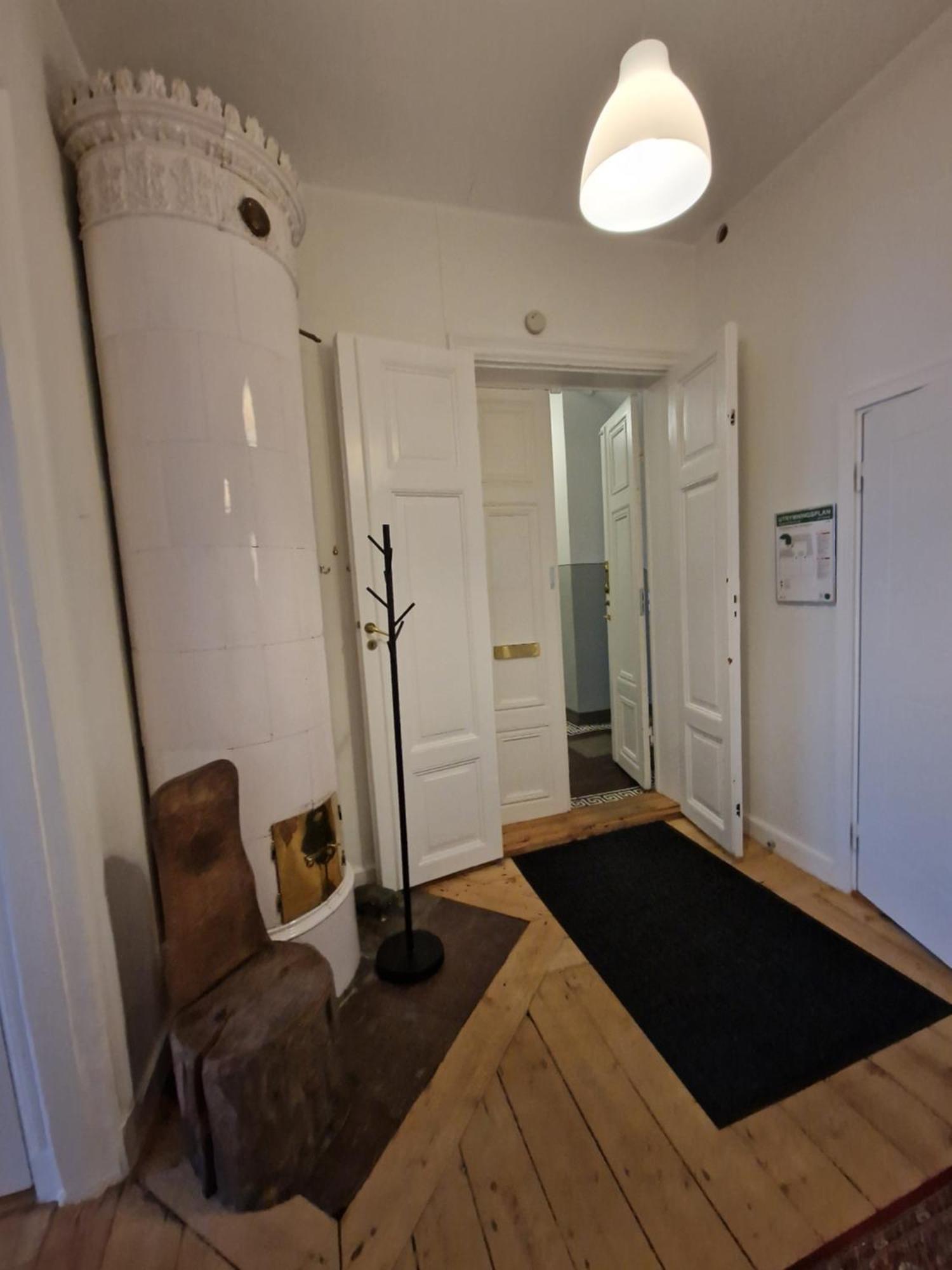 Home Inn Mrt19 Стокхолм Екстериор снимка